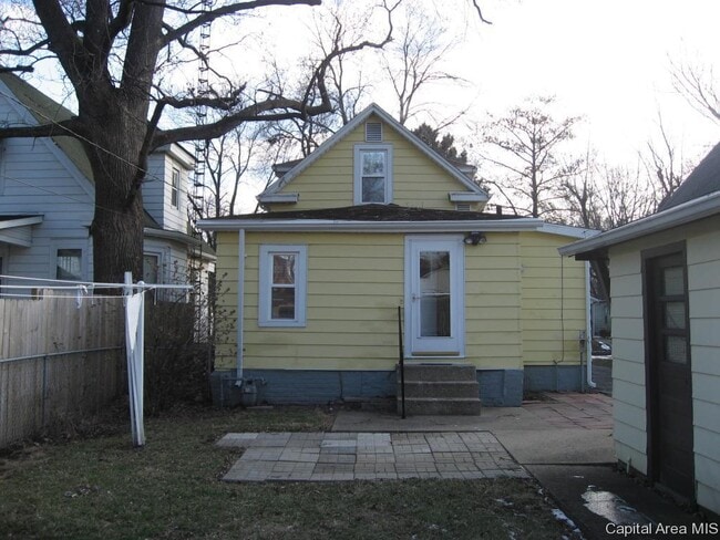 Building Photo - 2257 S 10th St