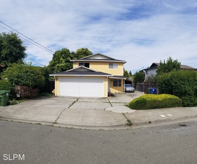 Building Photo - 22353-22355 N 5th St