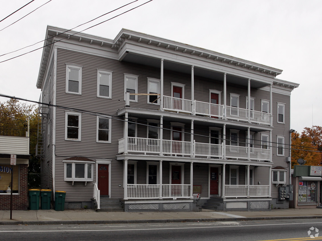 Building Photo - 1055-1059 Social St