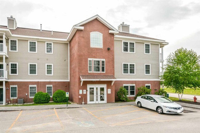 Building Photo - 1227 Lilac Ln
