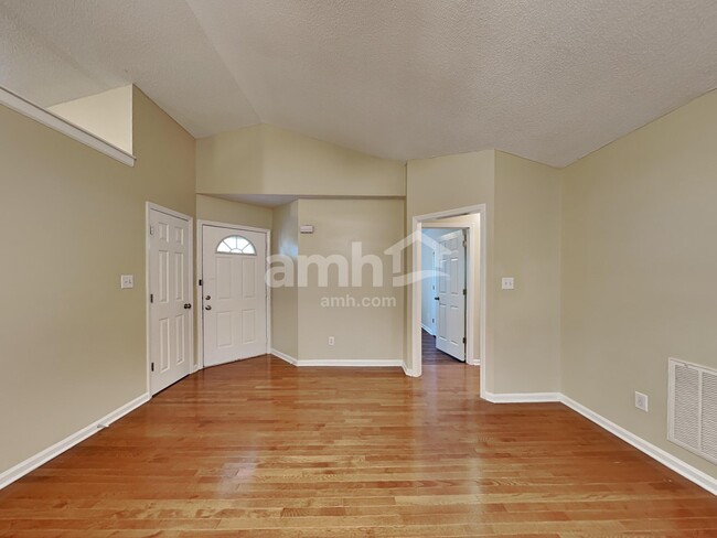 Building Photo - 212 Aqua Marine Lane