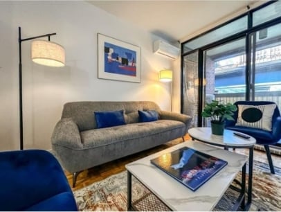 Photo du bâtiment - 720 Av. Marin