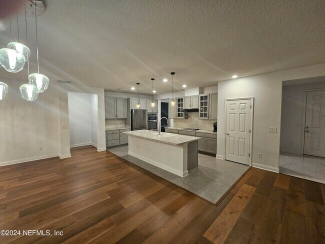 Foto del edificio - 371 Heritage Oaks Dr