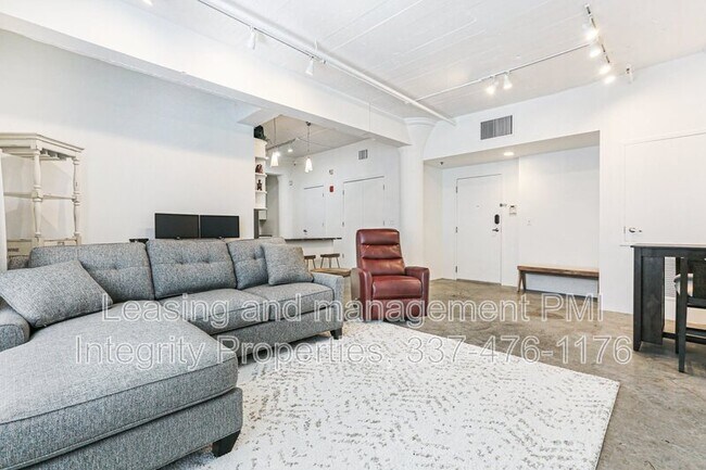 Foto del edificio - 909 Lafayette St