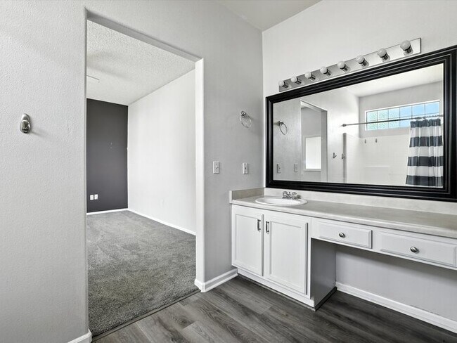 Building Photo - 5289 Mountain Air Cir