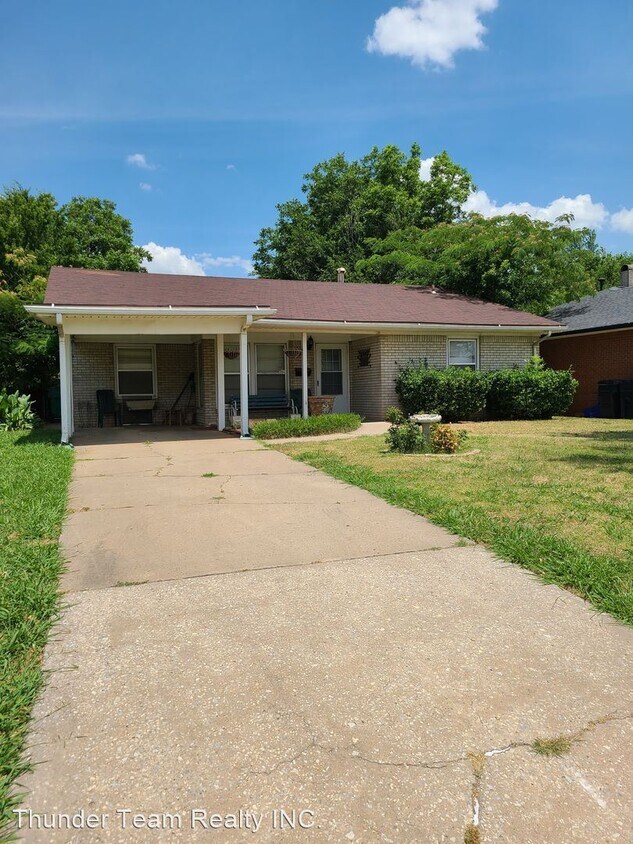 Foto principal - 2 br, 1 bath House - 3121 NW 66th Street