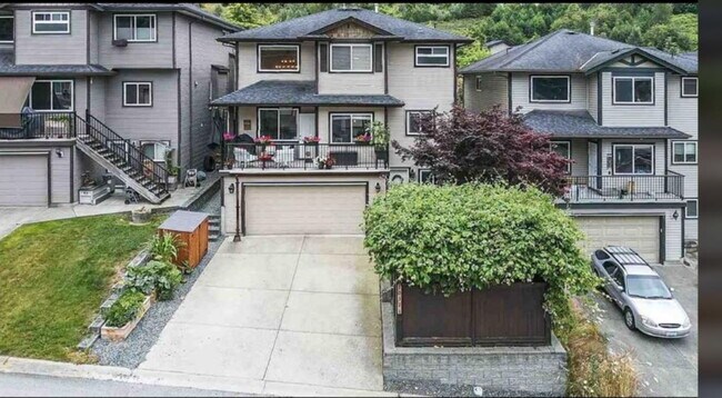 Building Photo - 10321 Robertson St