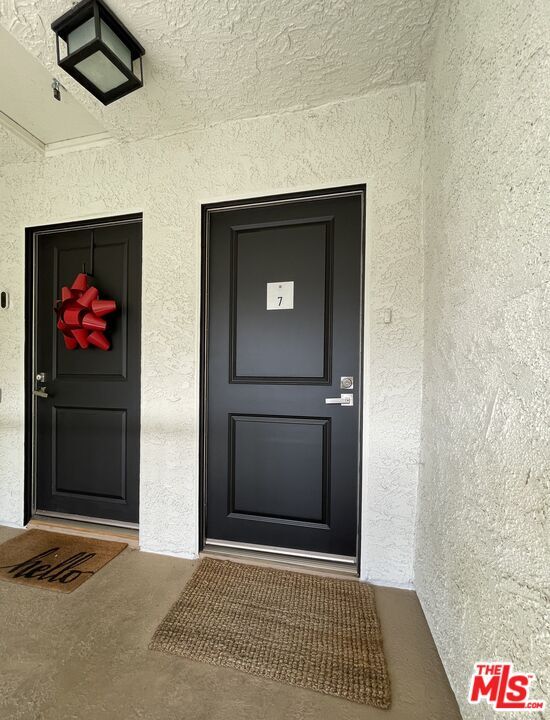 Building Photo - 4608 Park Granada