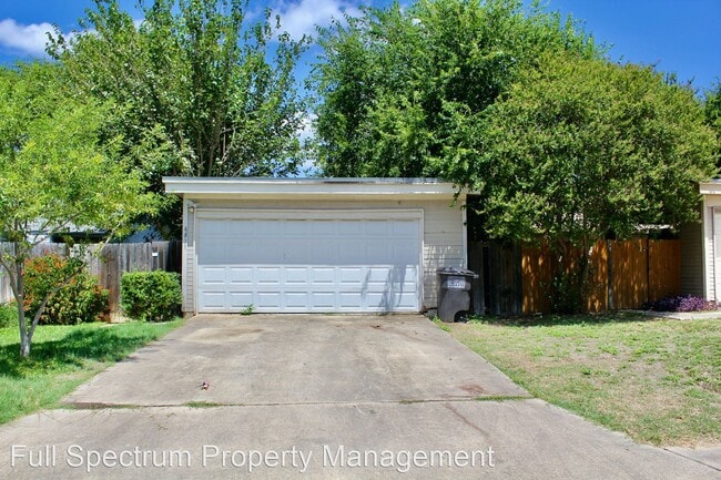 Building Photo - 2 br, 1 bath House - 6811 Mountain Spring St
