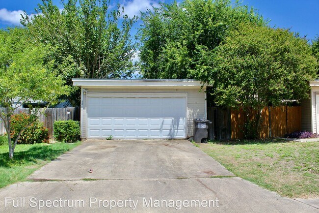 Foto del edificio - 2 br, 1 bath House - 6811 Mountain Spring St