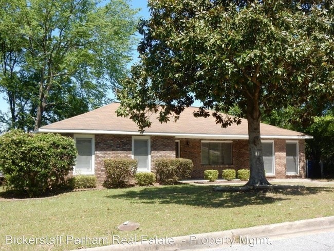 Building Photo - 5559 Eastbrook Ln
