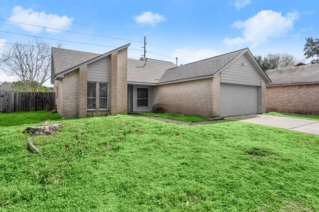 Building Photo - 8618 Hazy Meadow Ln