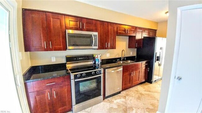 Building Photo - 3773 Chimney Creek Dr