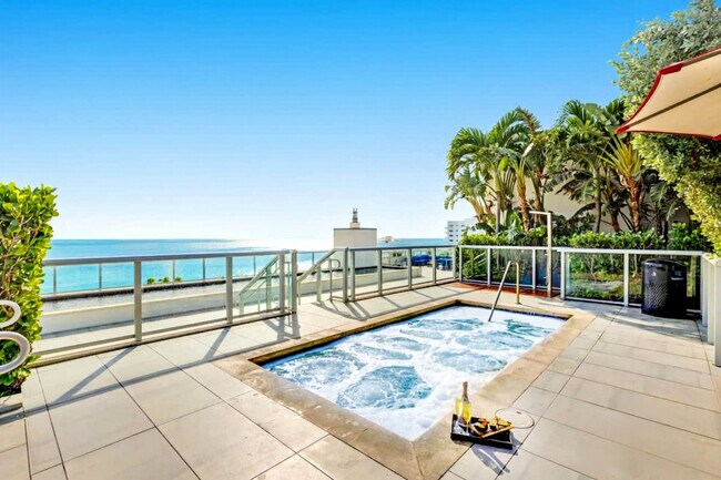 Foto del edificio - 777 N Ocean Dr