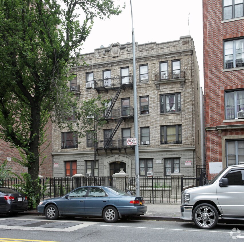 Primary Photo - 766 Ocean Ave