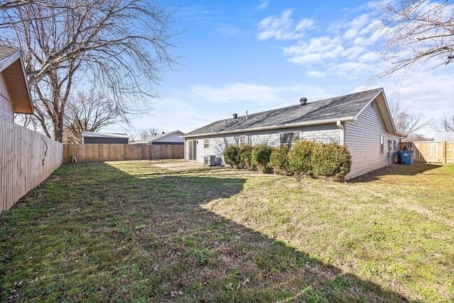 Foto del edificio - 2607 NE Walker St