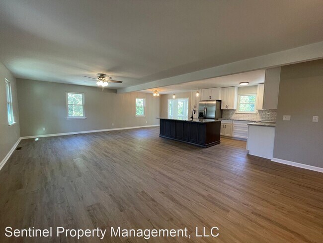 Building Photo - 3 br, 2 bath House - 204 Keith Road