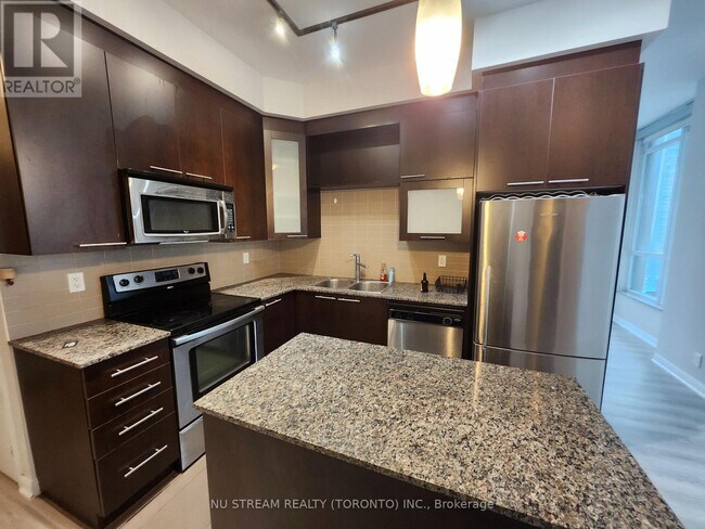 Photo du bâtiment - 500-500 Sherbourne St