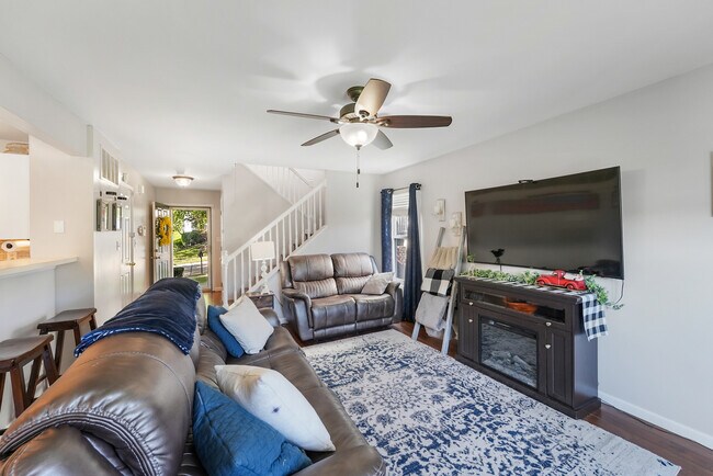 Foto del edificio - 1300 Big Bend Crossing Dr