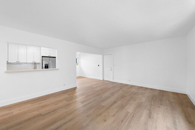 Foto del edificio - 402 Corto Ln