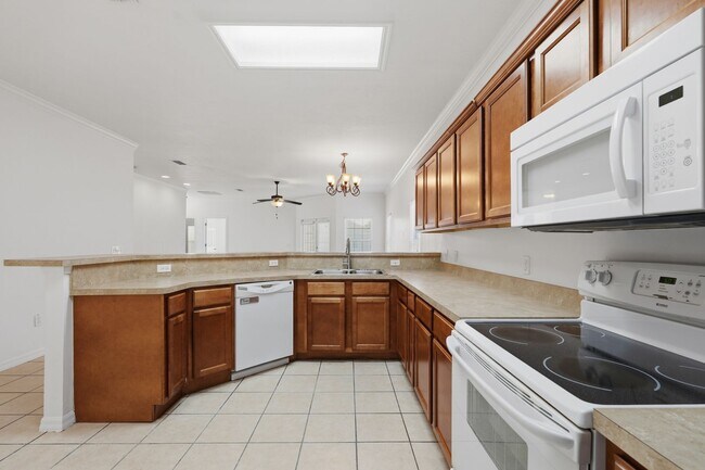 Foto del edificio - 1316 NW 120th Way