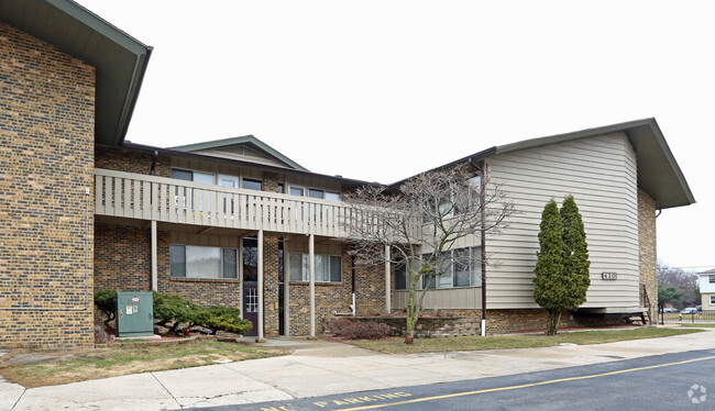 Building Photo - Windpoint Apartments