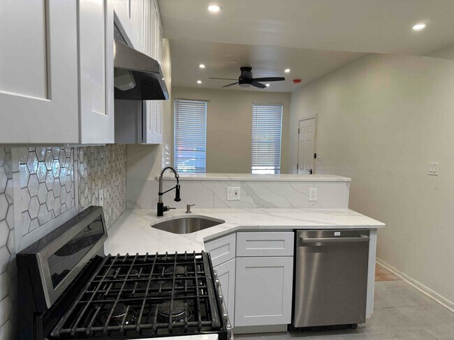 Foto del edificio - 1714 W Diamond St