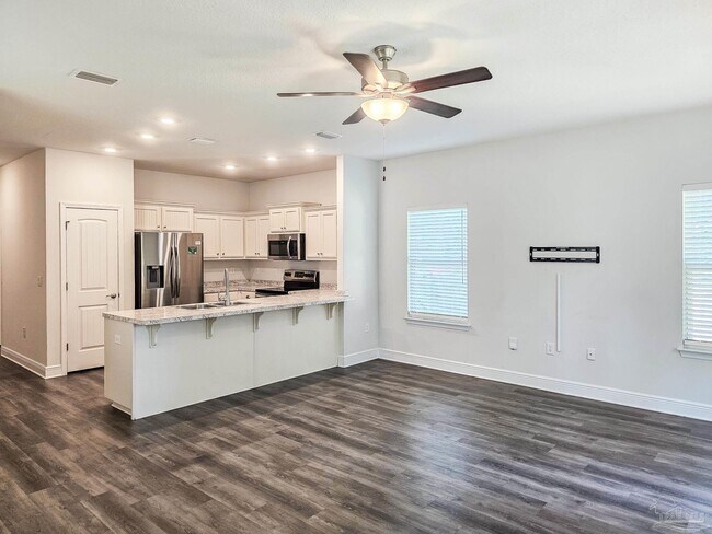 Foto del edificio - 342 Cardinal Cove Ct