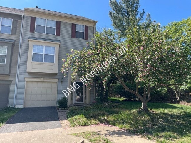 Photo - 865 Tall Oaks Square House