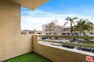 Foto del edificio - 1059 S Sherbourne Dr