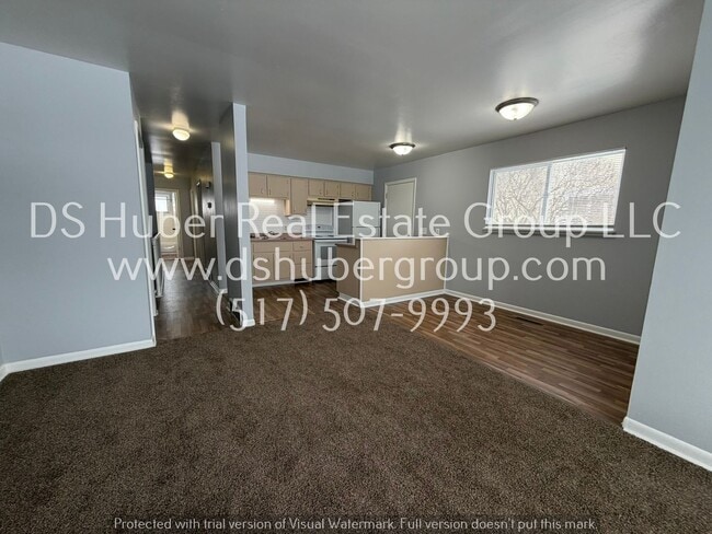 Foto del edificio - 133-135 Marsh Dr