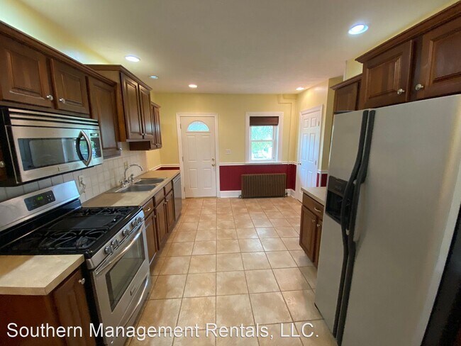 Foto del edificio - 3 br, 1 bath House - 243 S Pleasant Ave