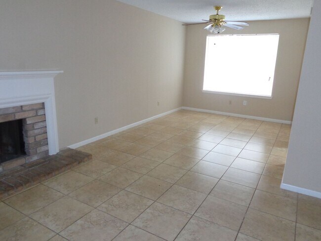 Foto del edificio - COMING SOON