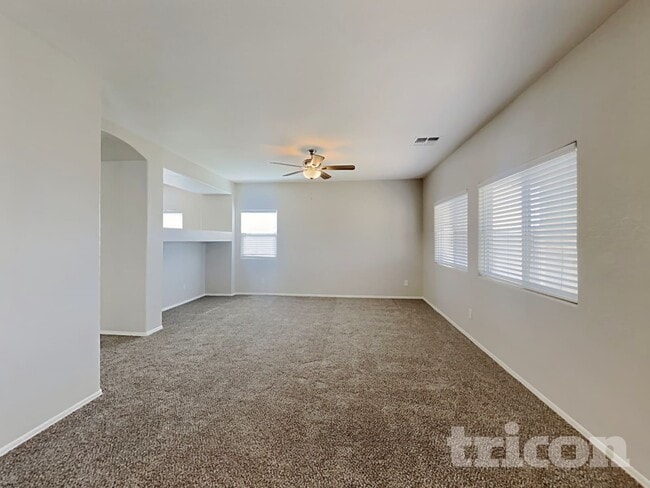 Foto del edificio - 506 S 124th Ave