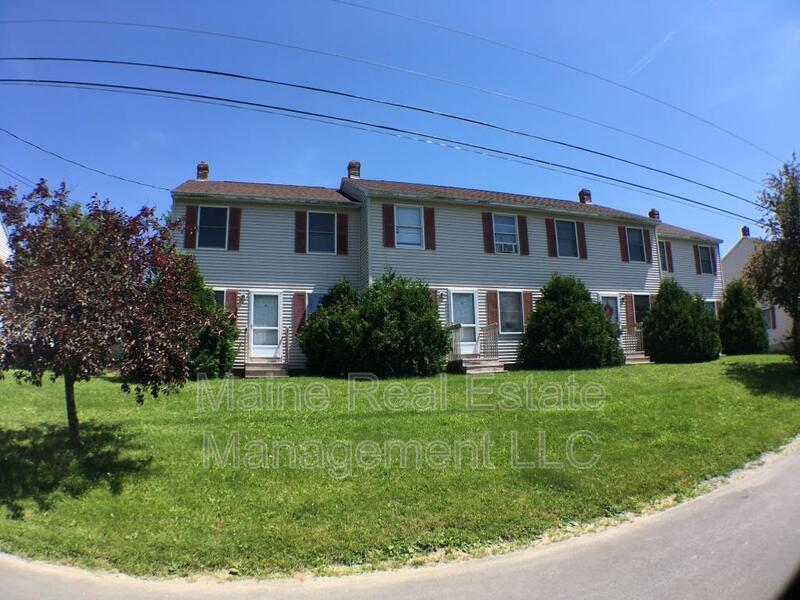 Primary Photo - 71 Valley View Ln