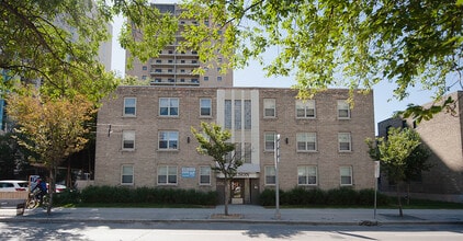 Building Photo - 250 Broadway Apartment