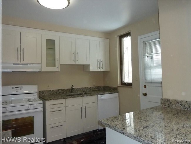 Foto del edificio - 2702 Oliver Rd