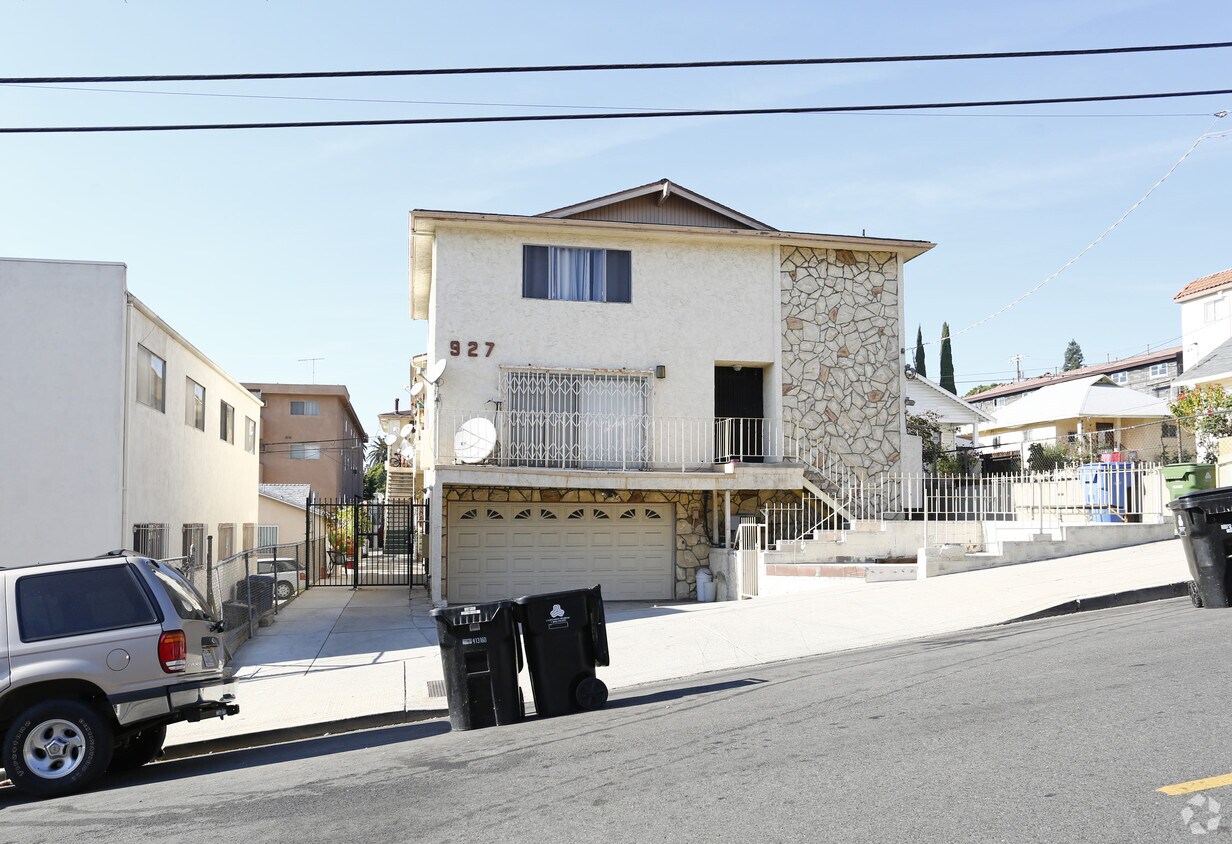 Foto del edificio - 927 Centennial St