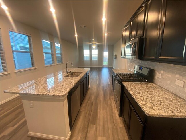 Building Photo - 6004 Wolf Pack Dr
