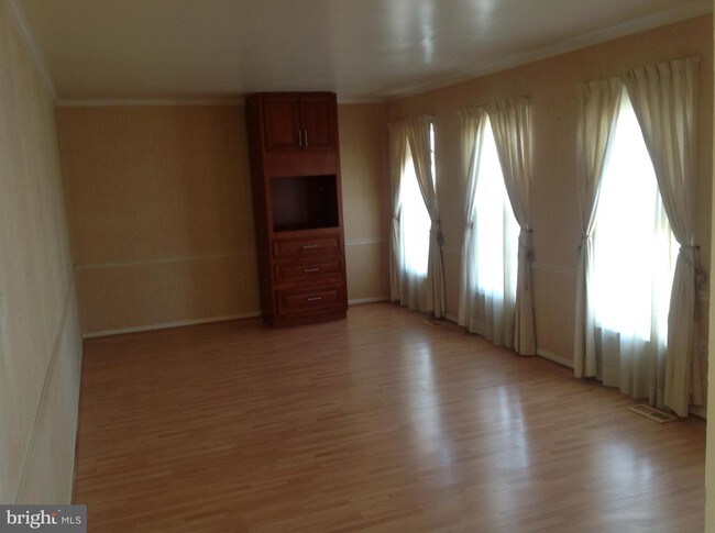 Building Photo - 13205 Rippling Brook Dr