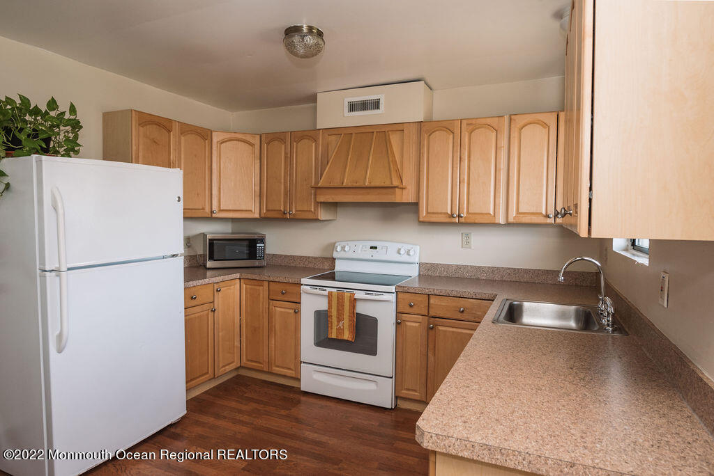 330 Shore Dr Unit G12, Highlands, NJ 07732 Condo for Rent in