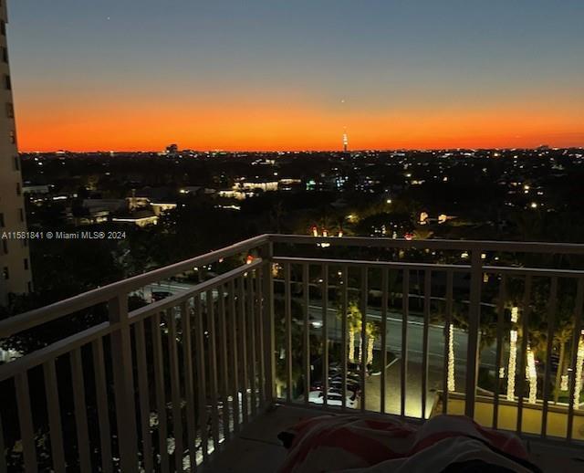 Foto del edificio - 5200 N Ocean Blvd