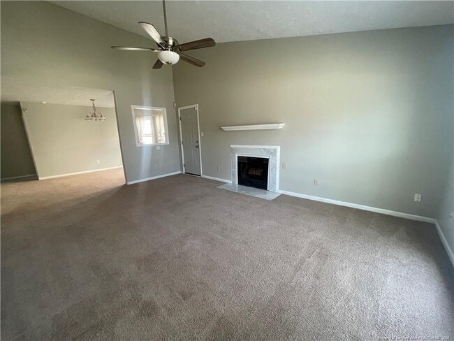 Building Photo - 2840 Chillingworth Dr