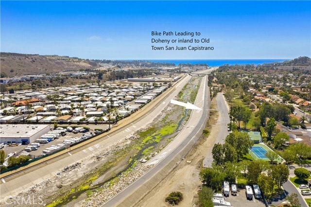 Building Photo - 25562 Via Solis