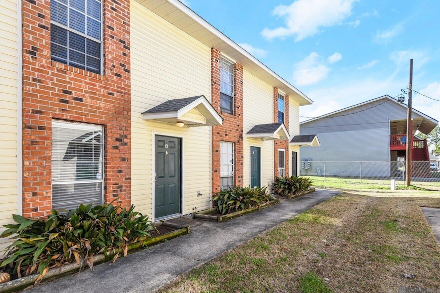 Foto principal - 1730 Brightside Dr