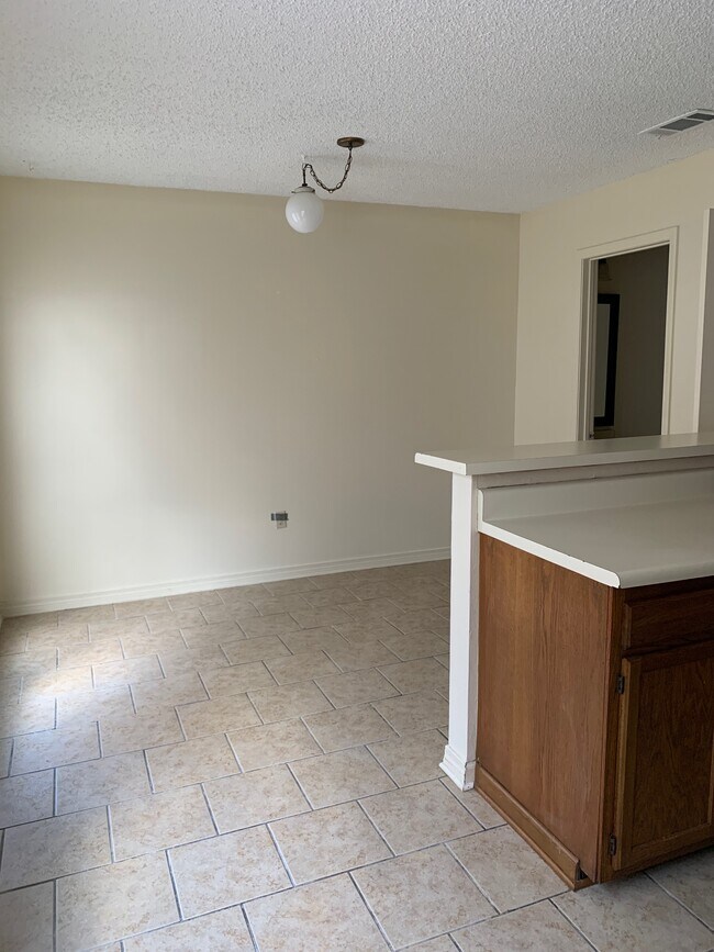 Foto del edificio - 3243 Oneal Ln