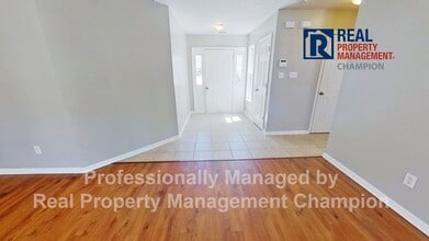 Building Photo - 203 Worthington Pl