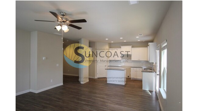 Foto del edificio - Charming 3 Bed, 2.5 Bath Single-Family Ren...