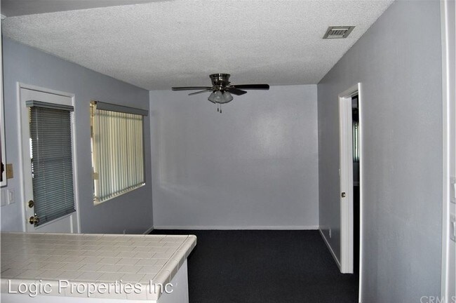 Foto del edificio - 3 br, 2 bath House - 10741 Limonite Ave