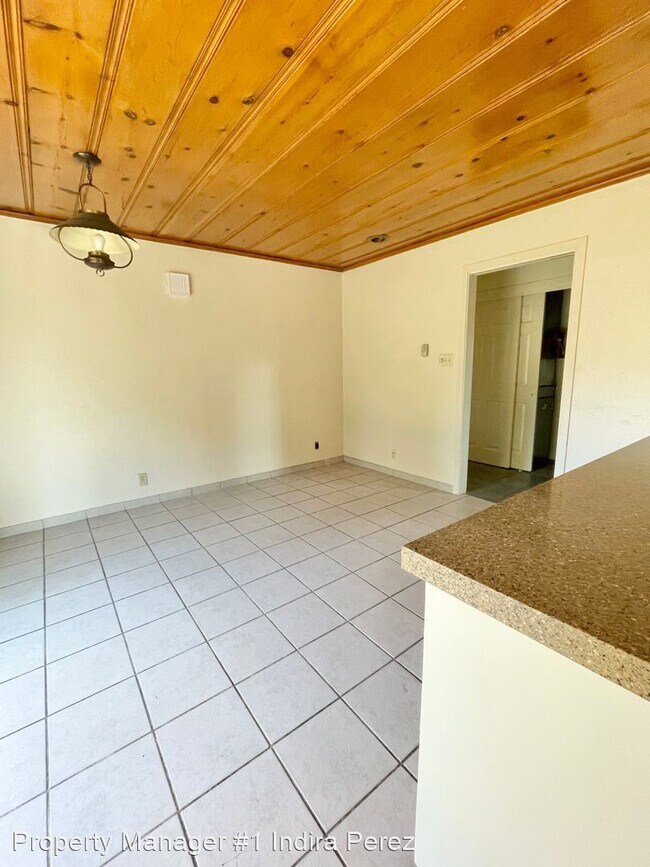Foto del edificio - 3 br, 1.5 bath House - 841 McMinn Ave
